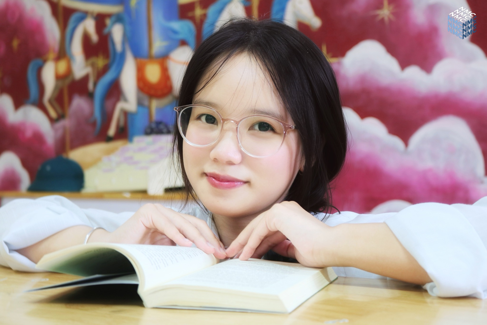 Chuyên Nguyễn Trãi qua năm giác quan